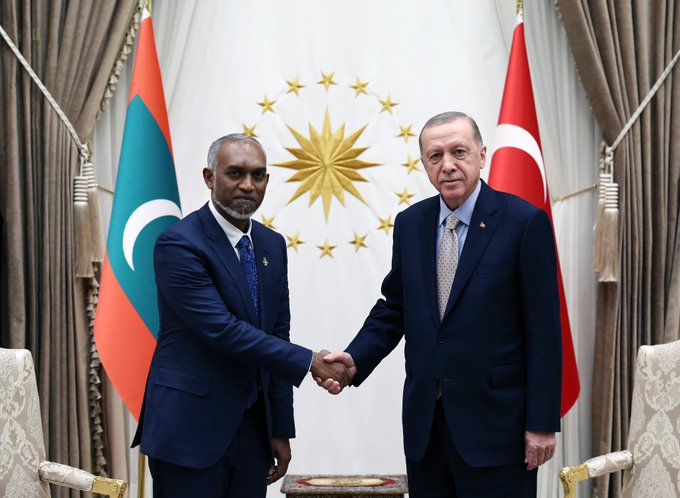 Maldivler Cumhurbaşkanı Muhammed Muizzu ile Cumhurbaşkanlığı Külliyesinde bir araya geldi.