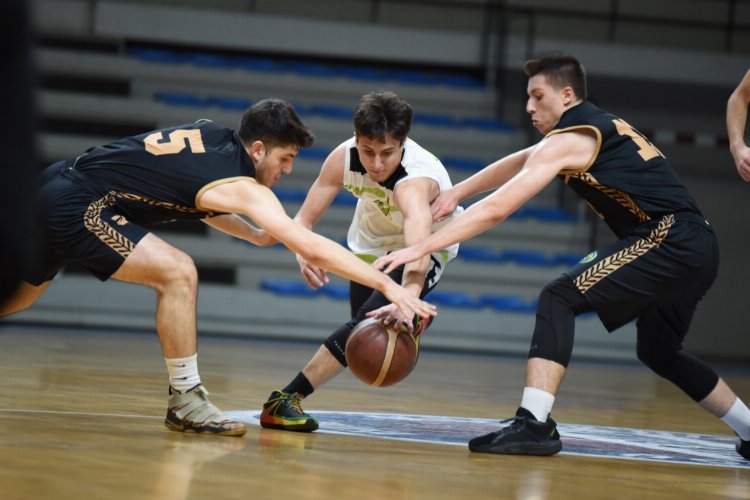 Manisa Büyükşehir Basketbol Gençler Ligi’ne hazırlanıyor