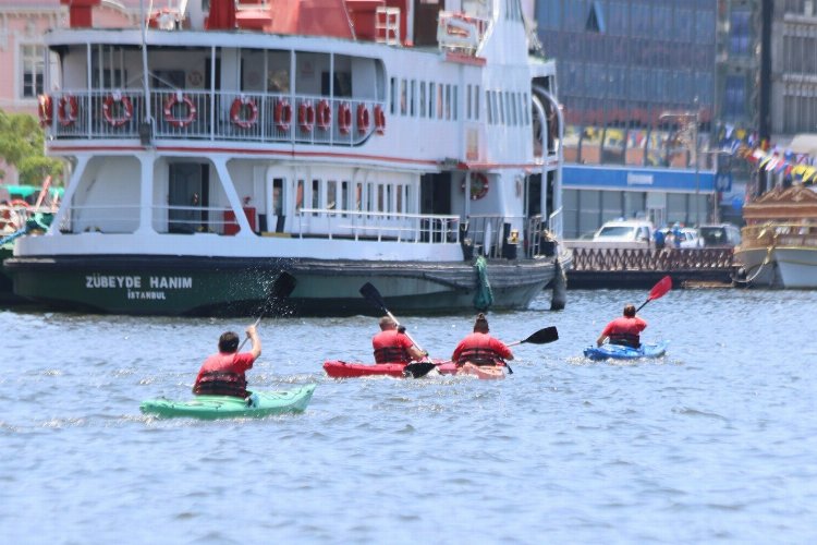 İzmir Körfez Festivali ”Konak Pier kano yarışları nefes kesti”